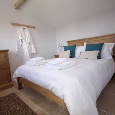 Pass The Keys Stunning Location Close To City Centre Bath Exterior photo
